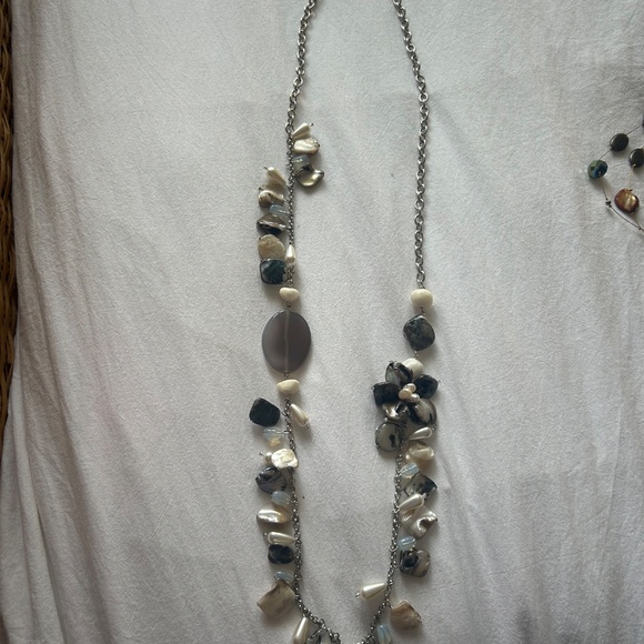 Assorted Jewellery - Picture 6 of 8